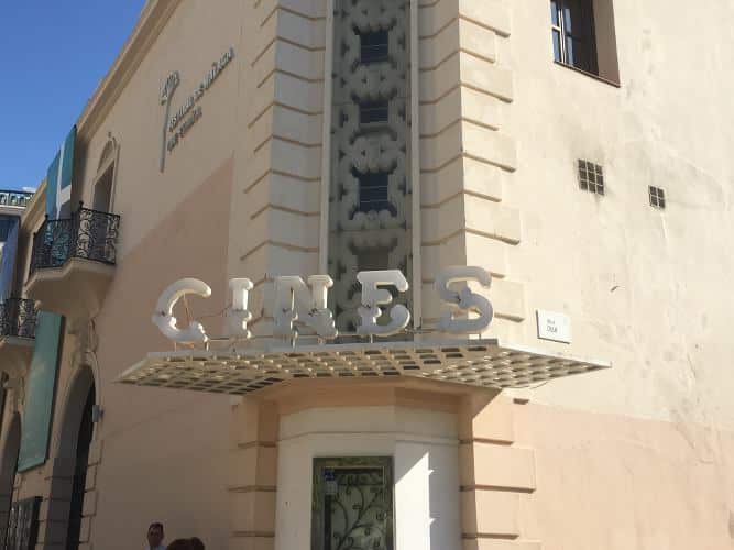 façade du cinéma de malaga 