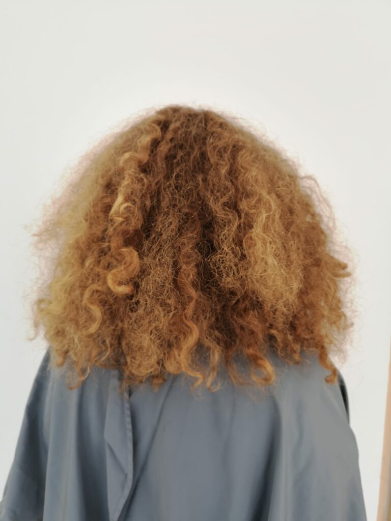 Cheveux bouclés Boucles d’Ebène Studio