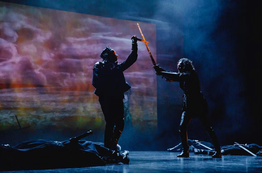 Théâtre Les gémeaux parisiens-Richard III-William Mesguich