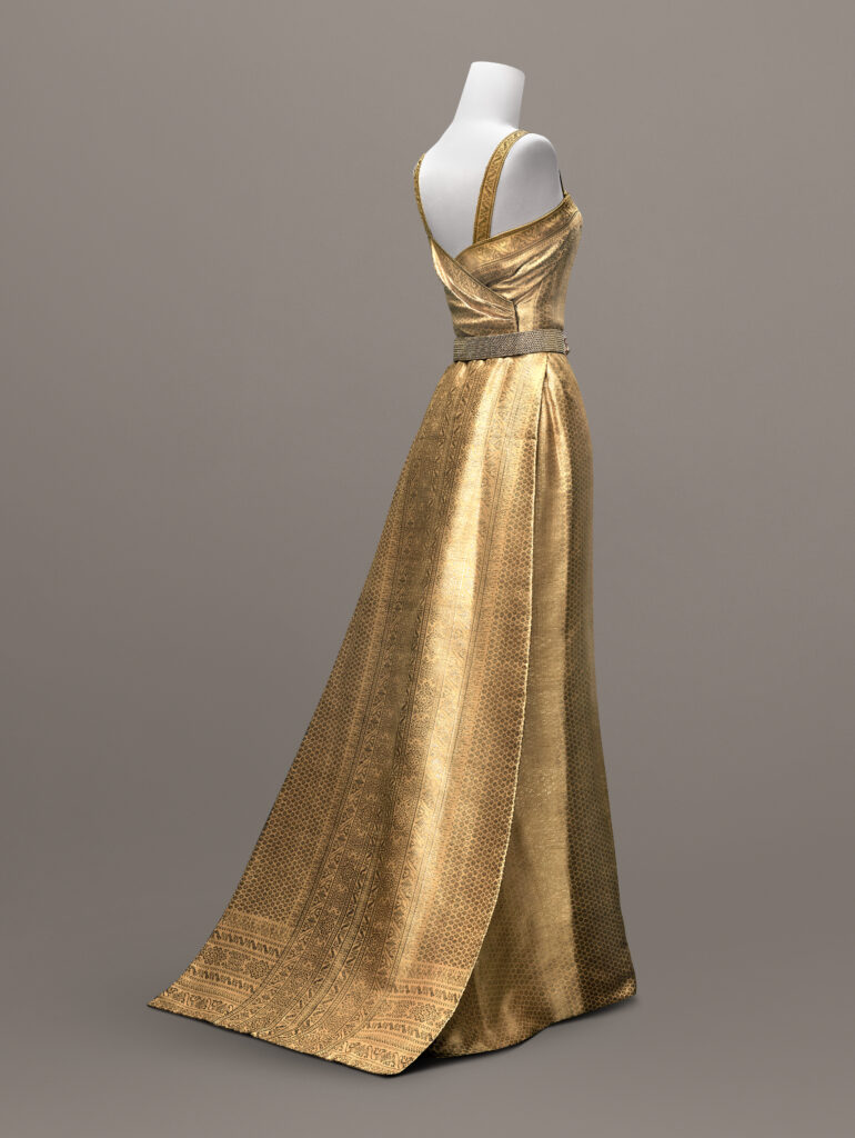 ensemble du soir PIerre Balmain